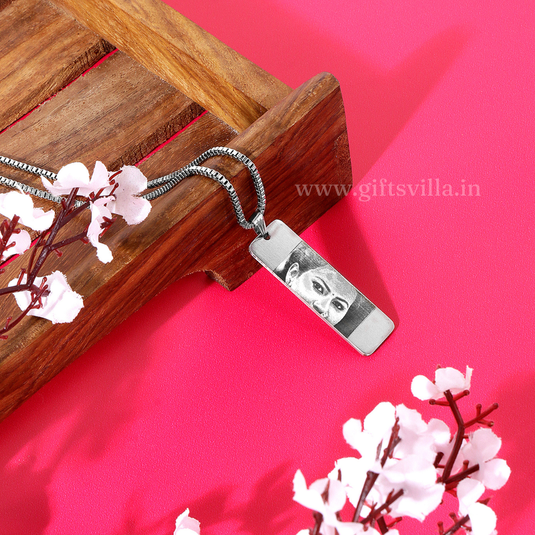Eyes Engraved Photo Pendant