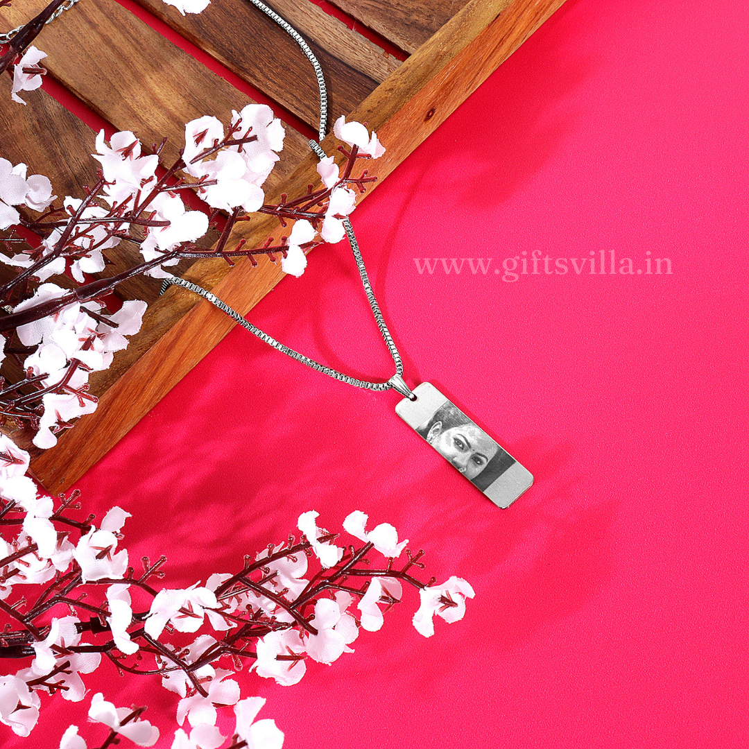 Eyes Engraved Photo Pendant