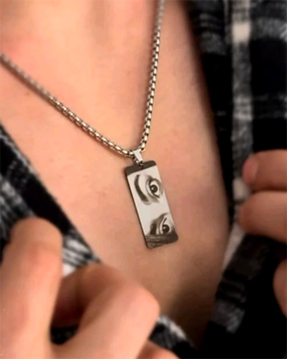 Eyes Engraved Photo Pendant