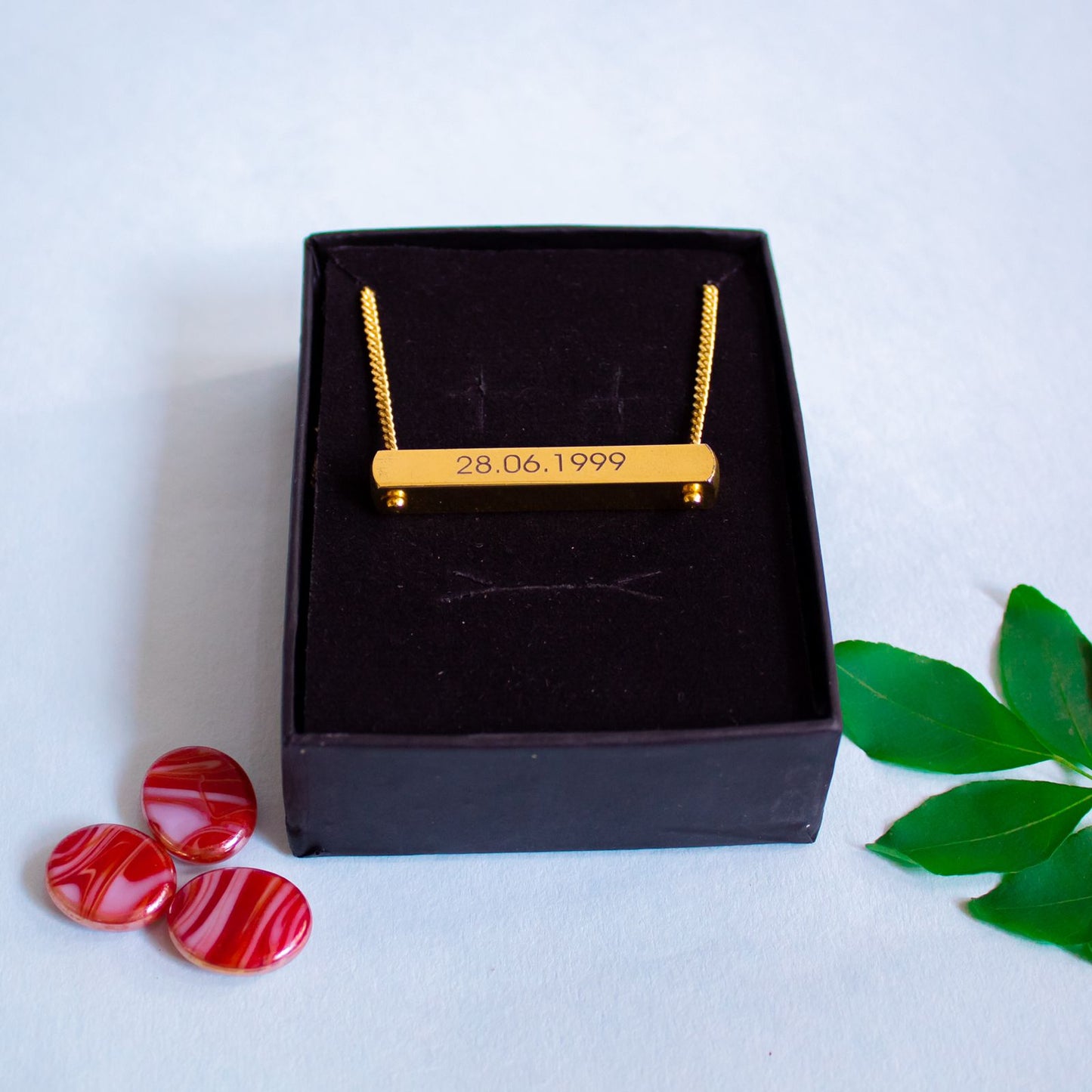 ENGRAVED HORIZONTAL BAR NECKLACE