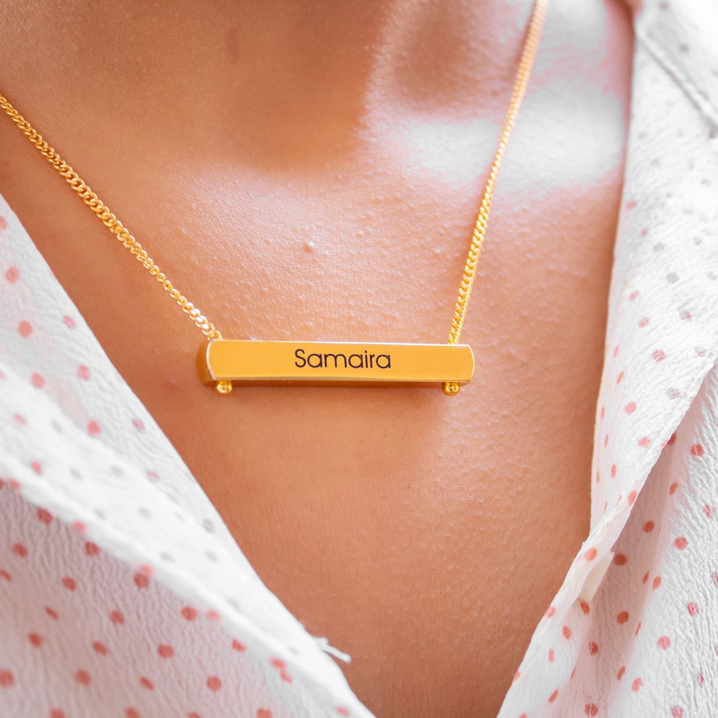 ENGRAVED HORIZONTAL BAR NECKLACE